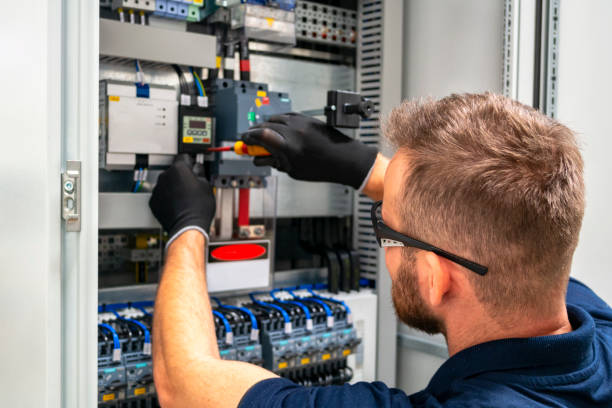 Best Commercial Electrician Services  in Vero Lake Estates, FL