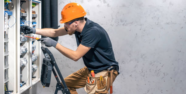 Best Local Electrician Companies  in Vero Lake Estates, FL